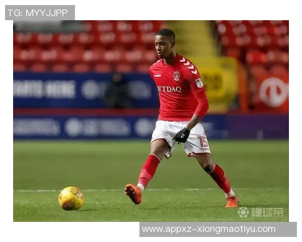 卢伟强调核心后卫需具备更强心理素质与稳定处理球能力 卢伟强调核心后卫需具备更强心理素质与稳定处理球能力