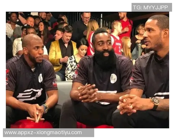 哈登谈球队新阵容组合称我们仍需磨合与提升 哈登谈球队新阵容组合称我们仍需磨合与提升